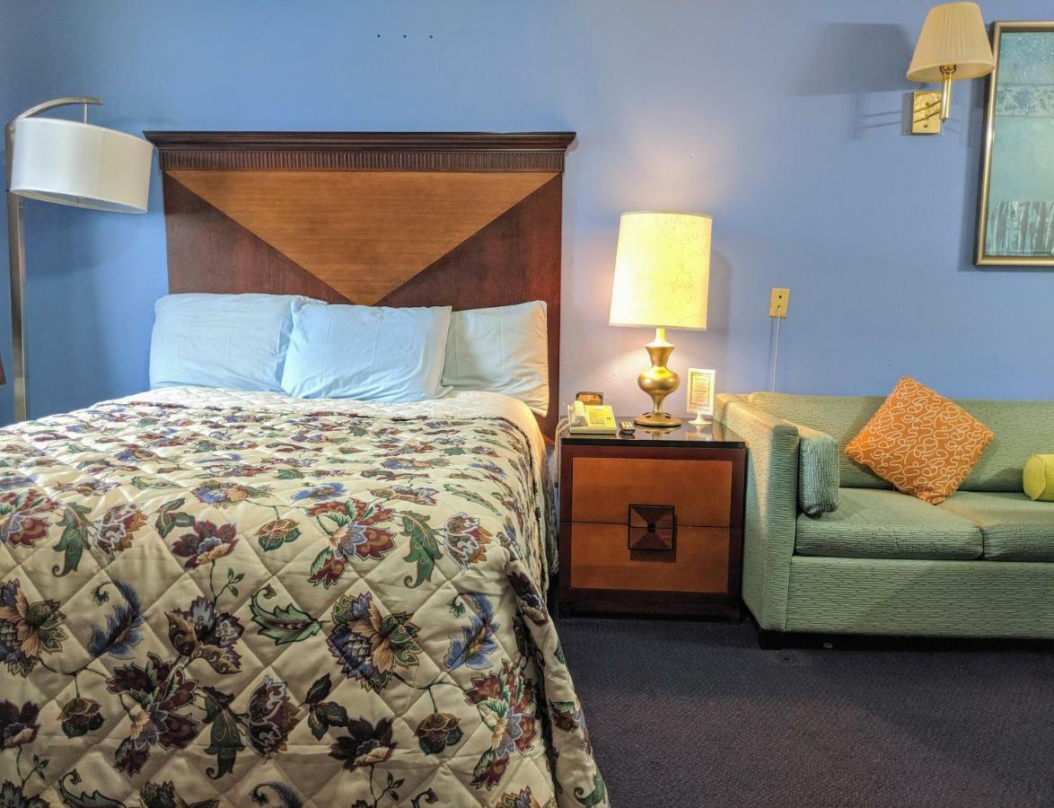 Executive Inn Thomson Экстерьер фото